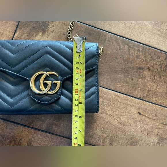 Authentic Gucci Marmont GG Chevron Quilted Leather Black Bag - Picture 14 of 16